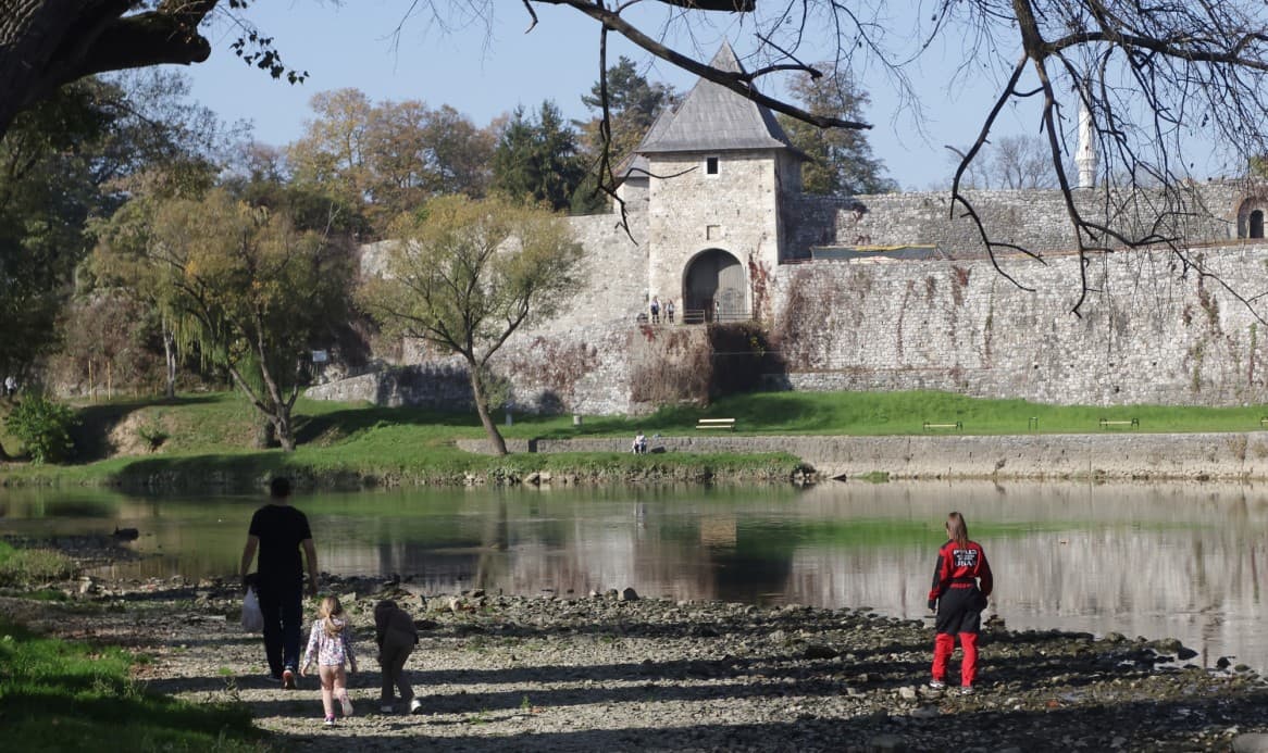 U većem dijelu Bosne jutro i dio prijepodneva magla i niska naoblaka - Avaz