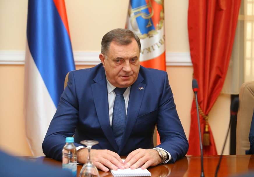 Dodik: Vojska izvorno pripada RS - Avaz